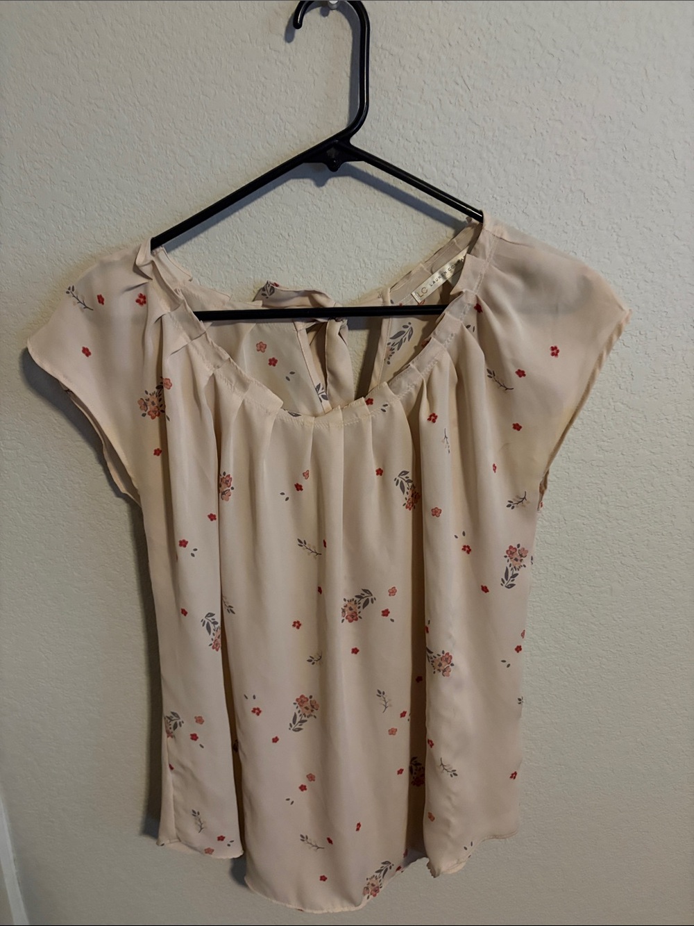 LC Lauren Conrad Cream Blouse with Red & Gray Floral Print